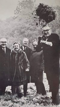 Image of groundbreaking at Frimley Park Hospital in 1969