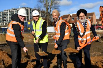 Left to right – Lance McCarthy, Chief Executive Frimley Health, James Clarke, Chief Strategy Officer Frimley Health, MP of Slough Tan Dhesi and Mayor Dhillon of Slough at groundbreaking of Slough CDC